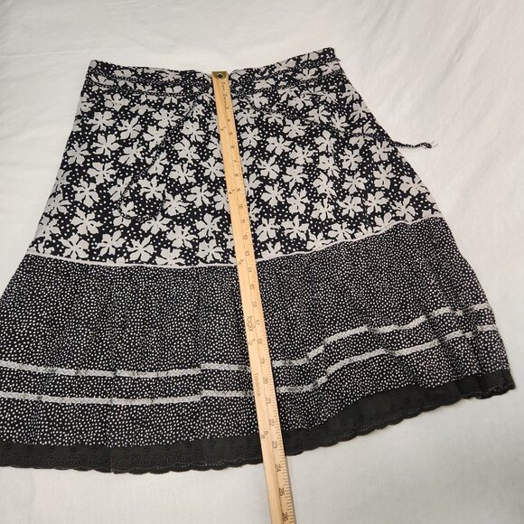 Vintage SOYA Cottagecore Flounce Black/Gray 2-Printed Skirt Size 40/8 Exc. Cond. - Picture 12 of 16